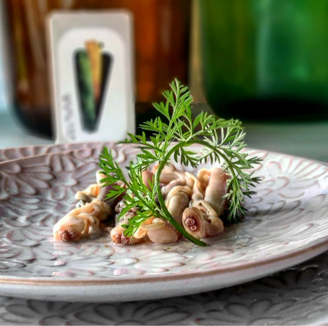Razor-shells in brine